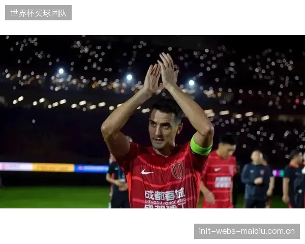 周定洋的队长角色体现在数据中,成为蓉城防守转换的绝对核心。 周定洋的队长角色体现在数据中,成为蓉城防守转换的绝对核心。